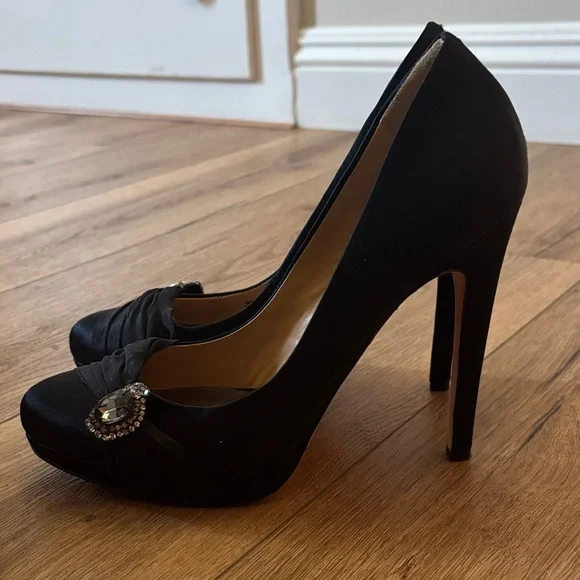 Badgley Mischka Black Heels with Embellishment - Picture 2 of 8